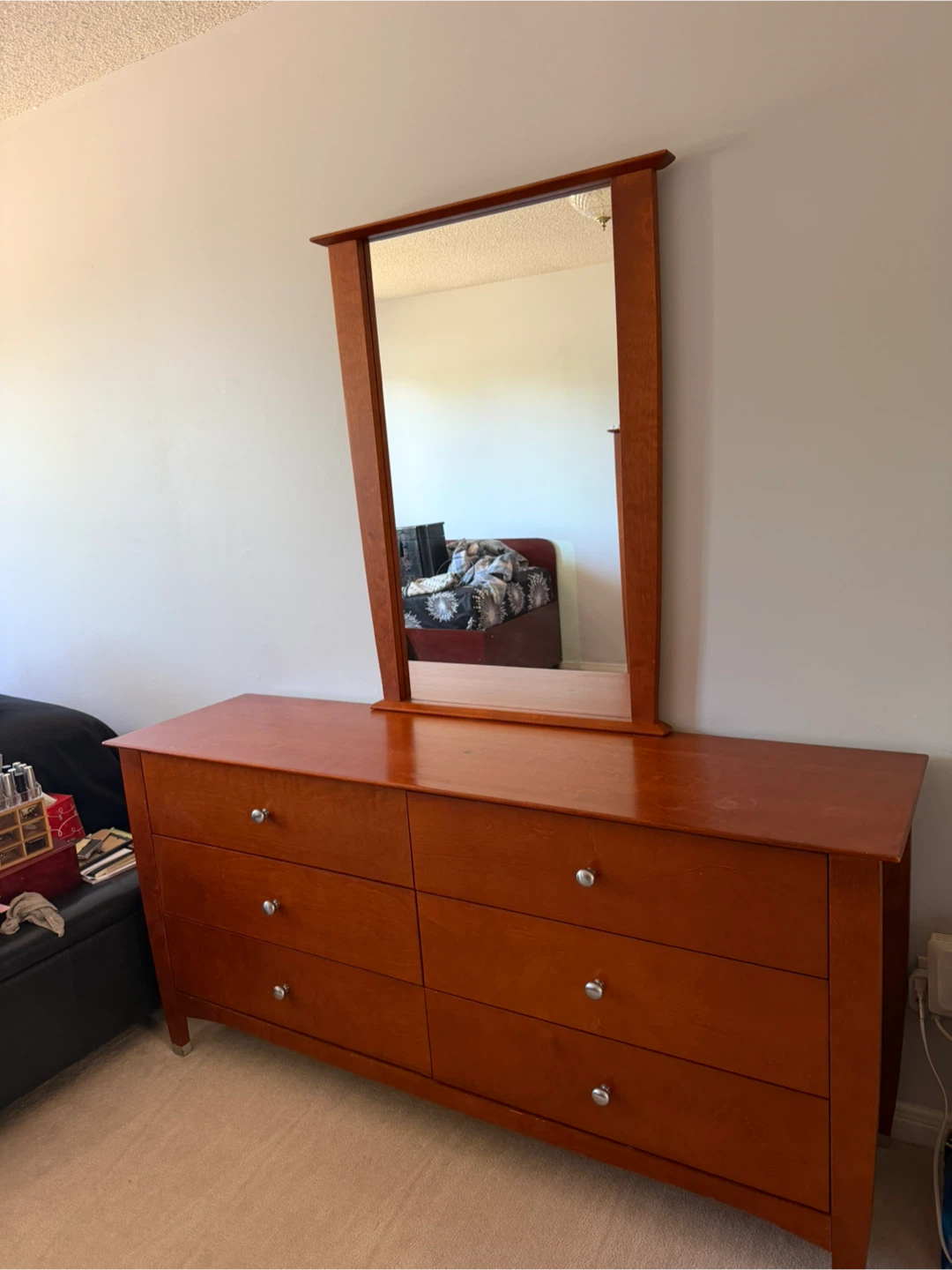 Wooden Bedroom Dresser with Mirror