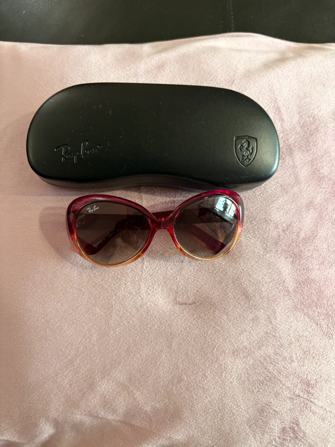 Ray-Ban Sunglasses with Case - photo 3