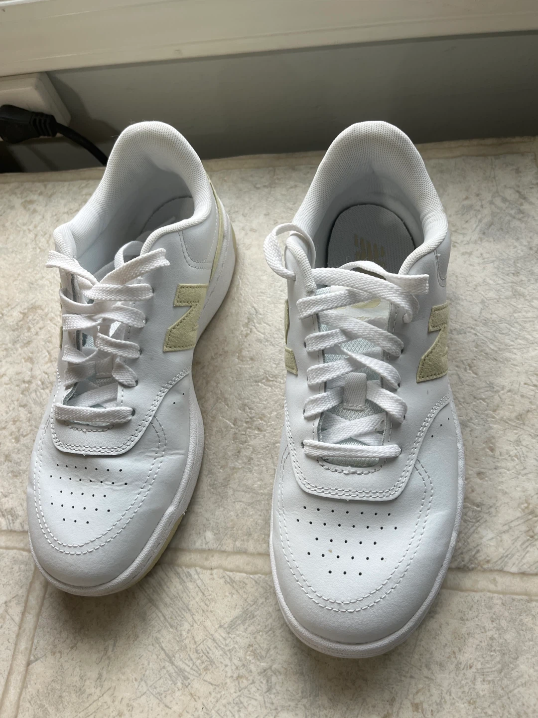 Running shoe - photo 2