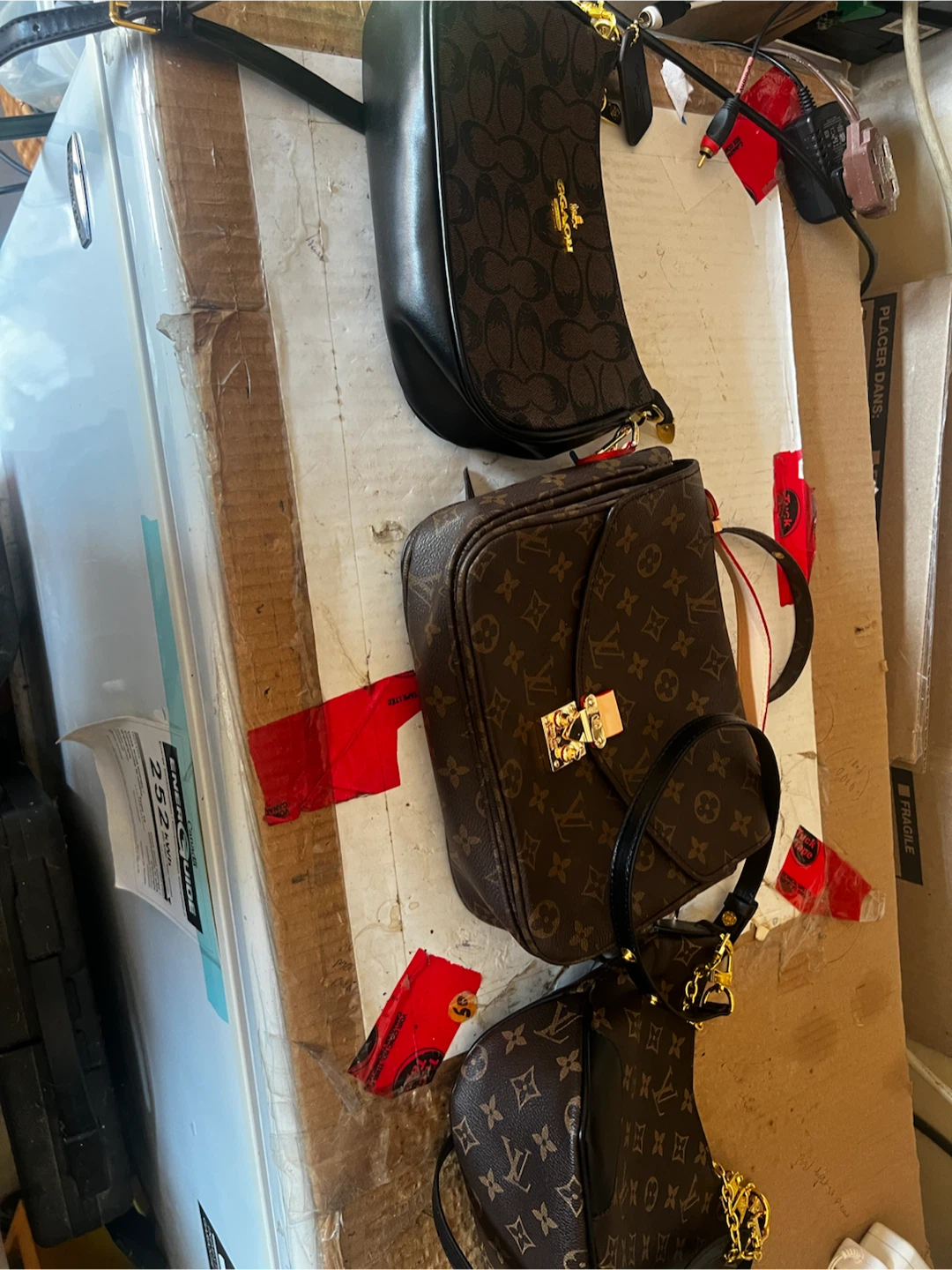 Lot of Designer Style Handbags - photo 4