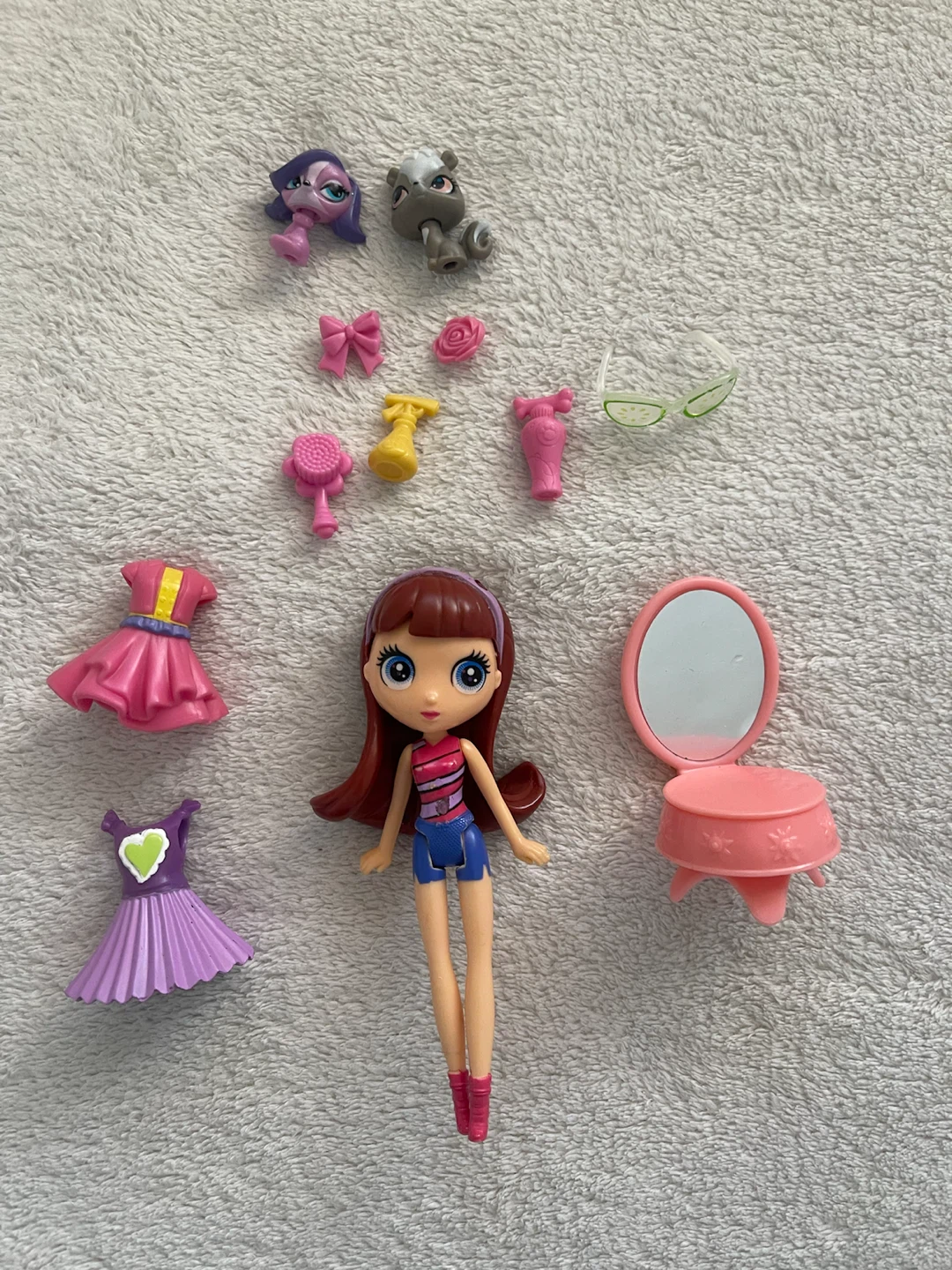 littlest pet shop blythe doll with accessories & pets
