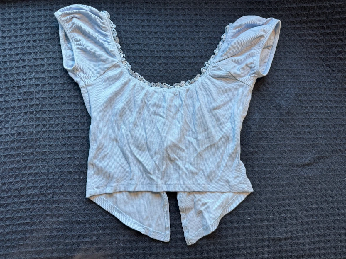 bundle going out tops! - photo 4