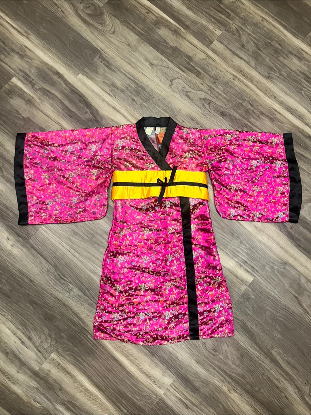 Pink Floral Kimono-Style Robe Size 5-6