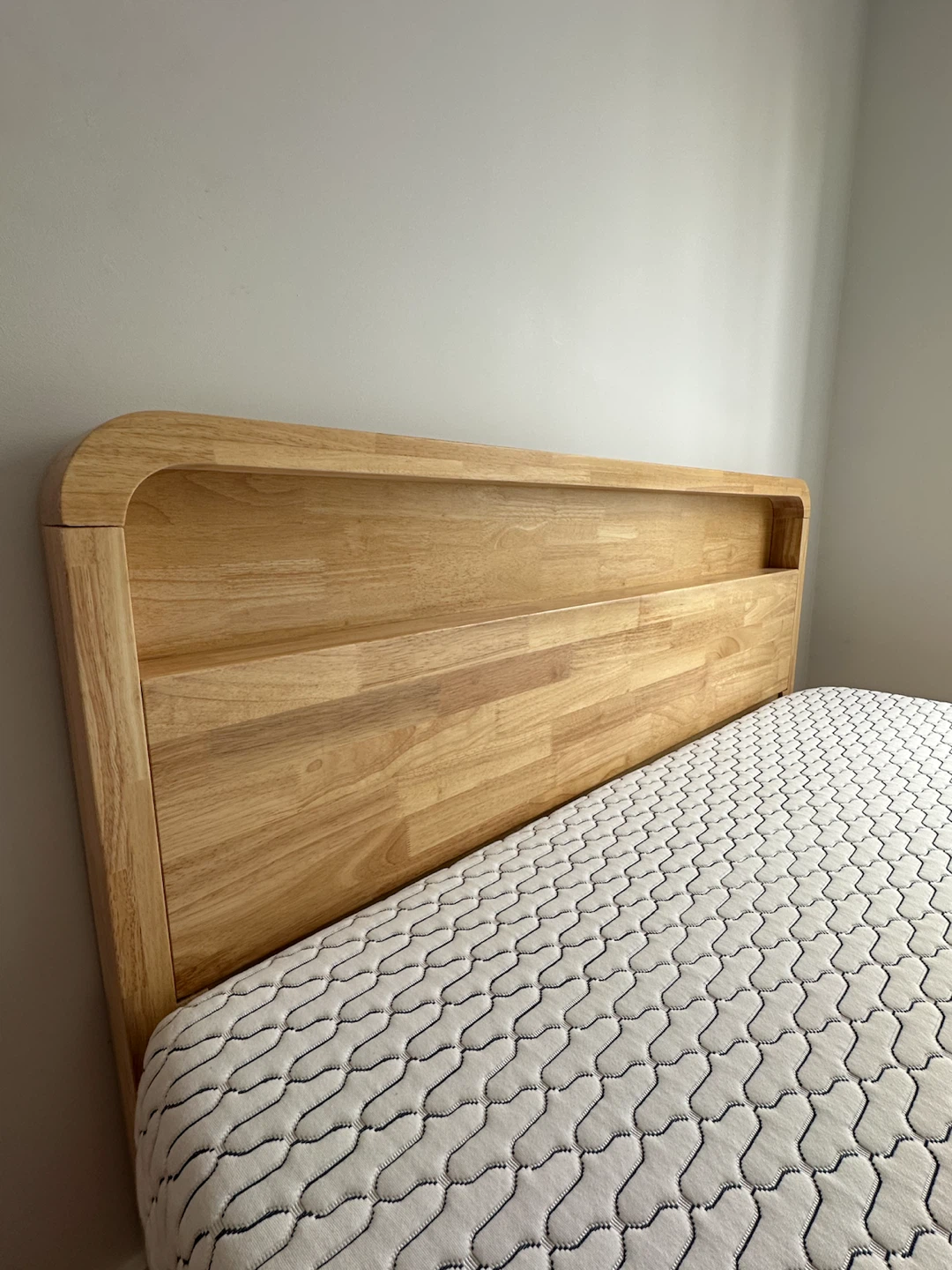 Serta & Novo Tech Polar Mattress with Wooden Shelf Bed Frame - photo 5