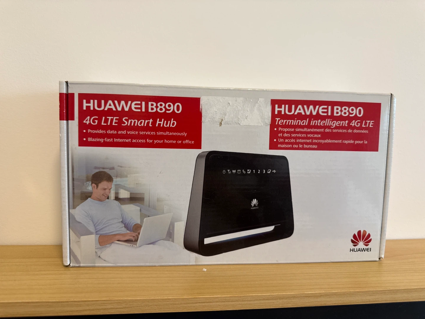 Huawei B890 4G LTE Smart Hub