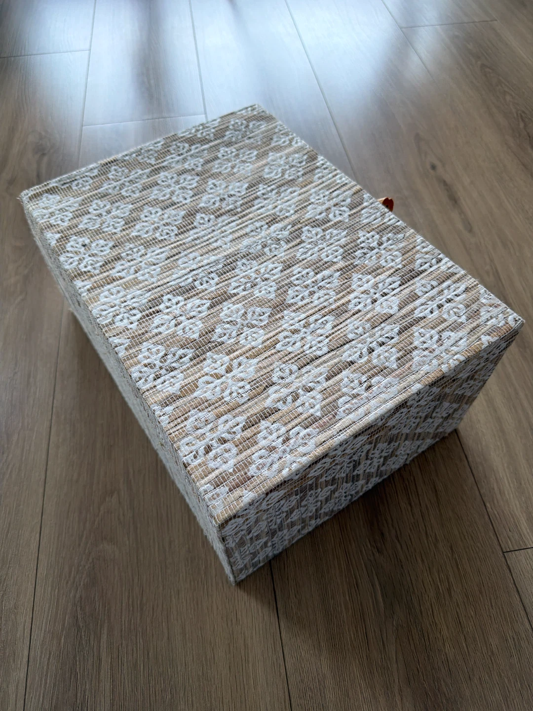 Decorative Storage Box with Bamboo Clasp - photo 3