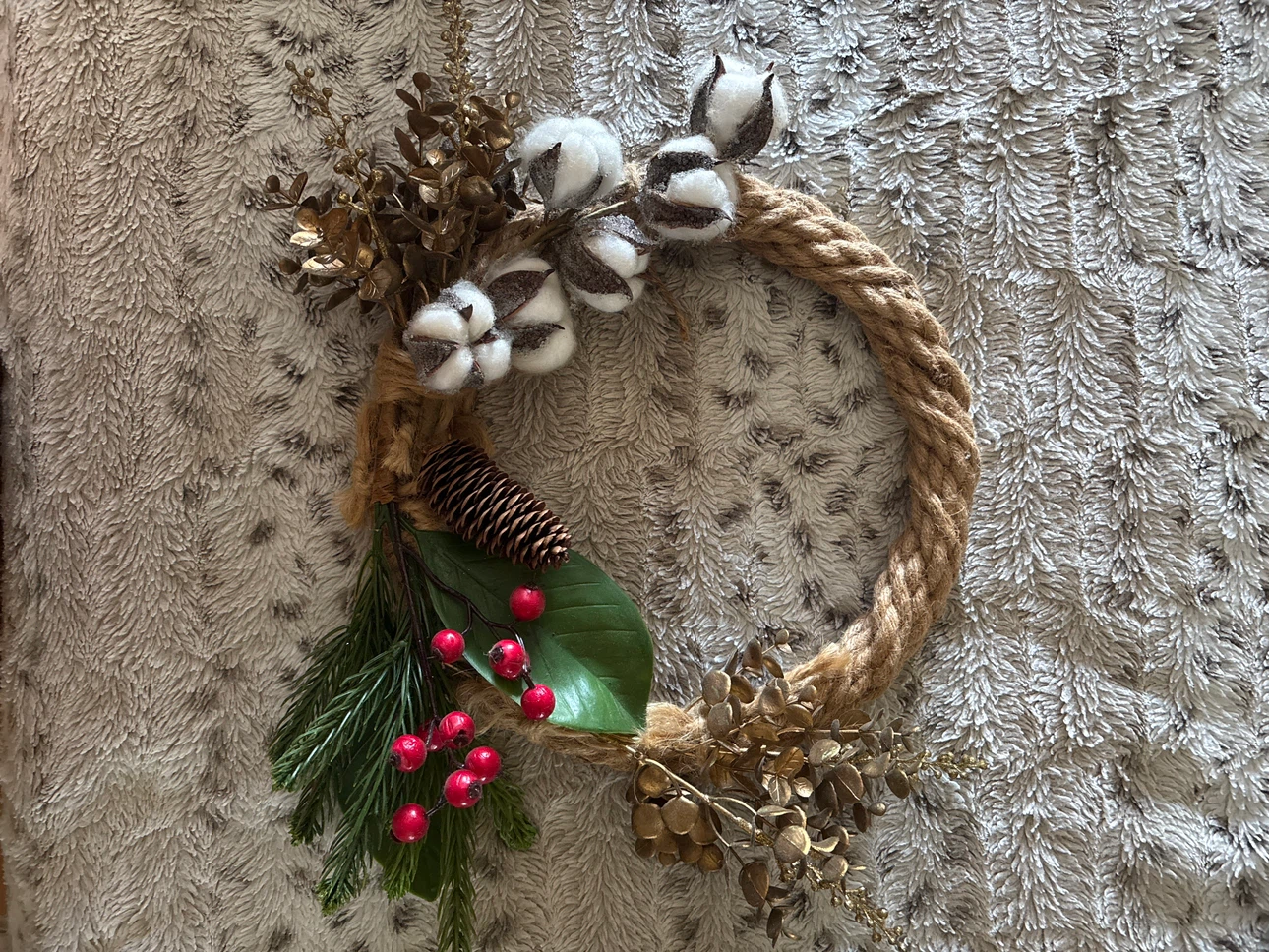 Small Rustic Holiday Wreath with Cotton Bolls