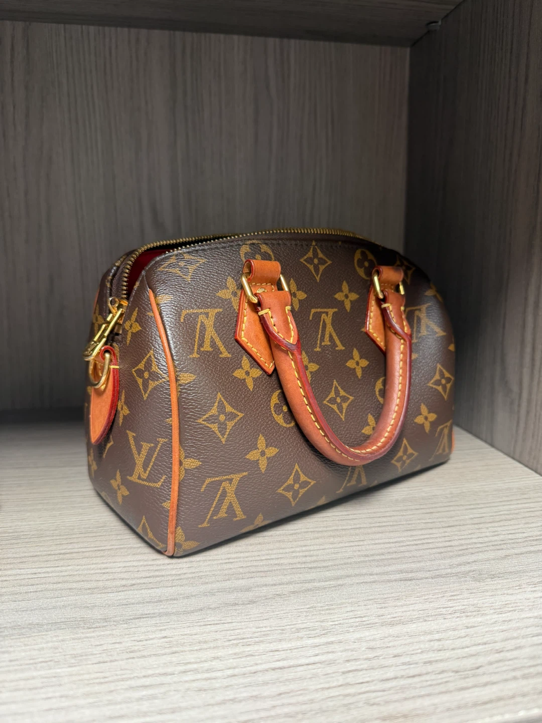 Louis Vuitton Monogram Speedy 20 Handbag - photo 3