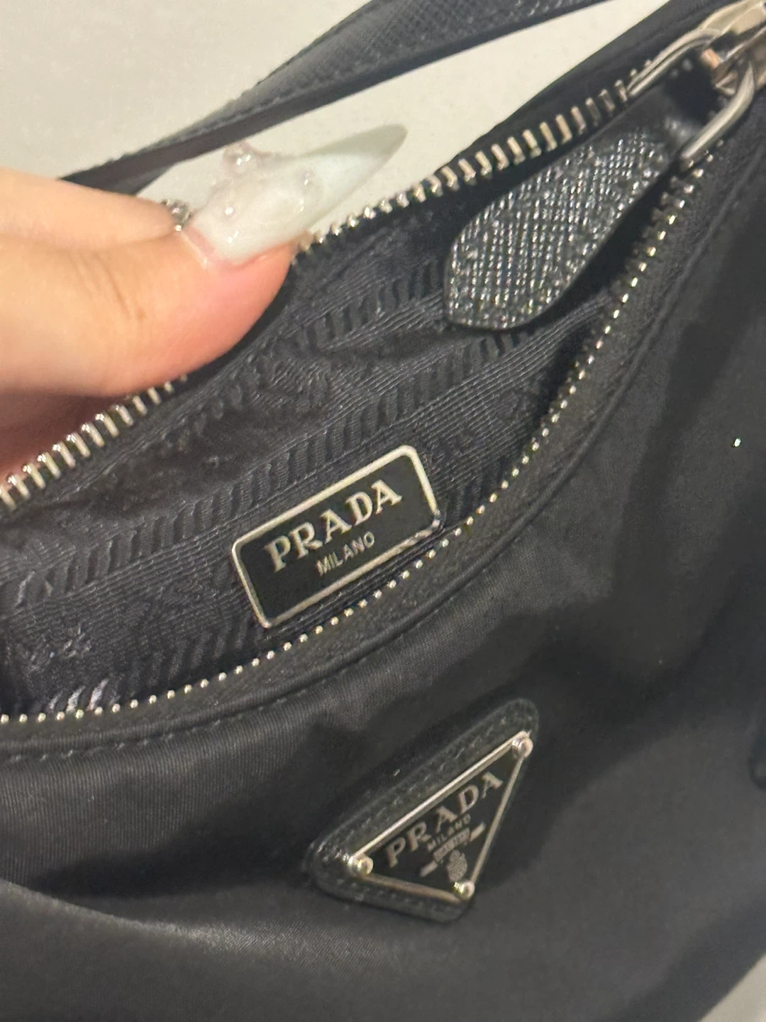 Prada Re-Edition 2005 Re-Nylon Mini Bag - photo 4