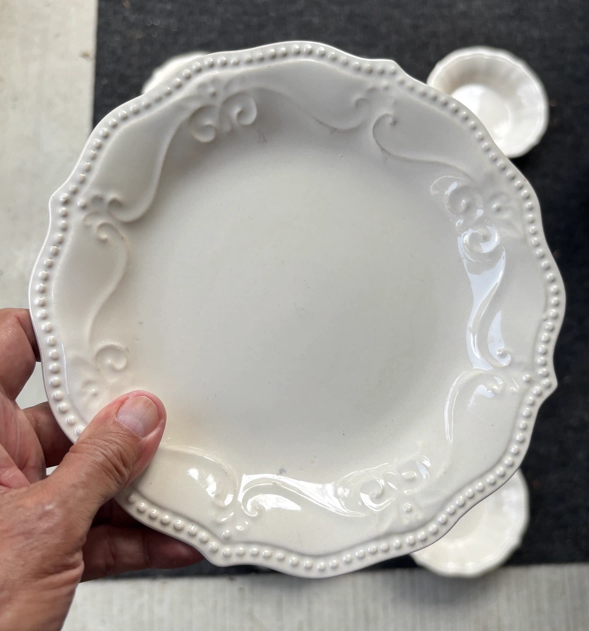 “The Pioneer Woman” Stoneware Plates & Bowls (10 pieces) - photo 2
