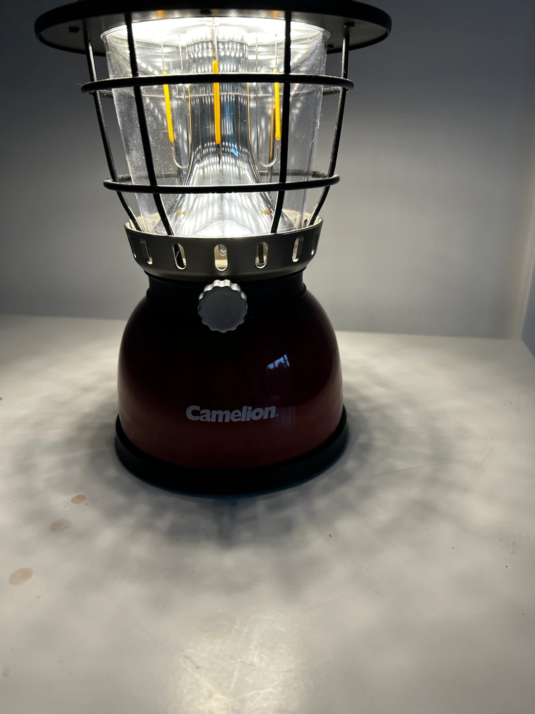 Camelion Rechargeable LED Retro Lantern - photo 2