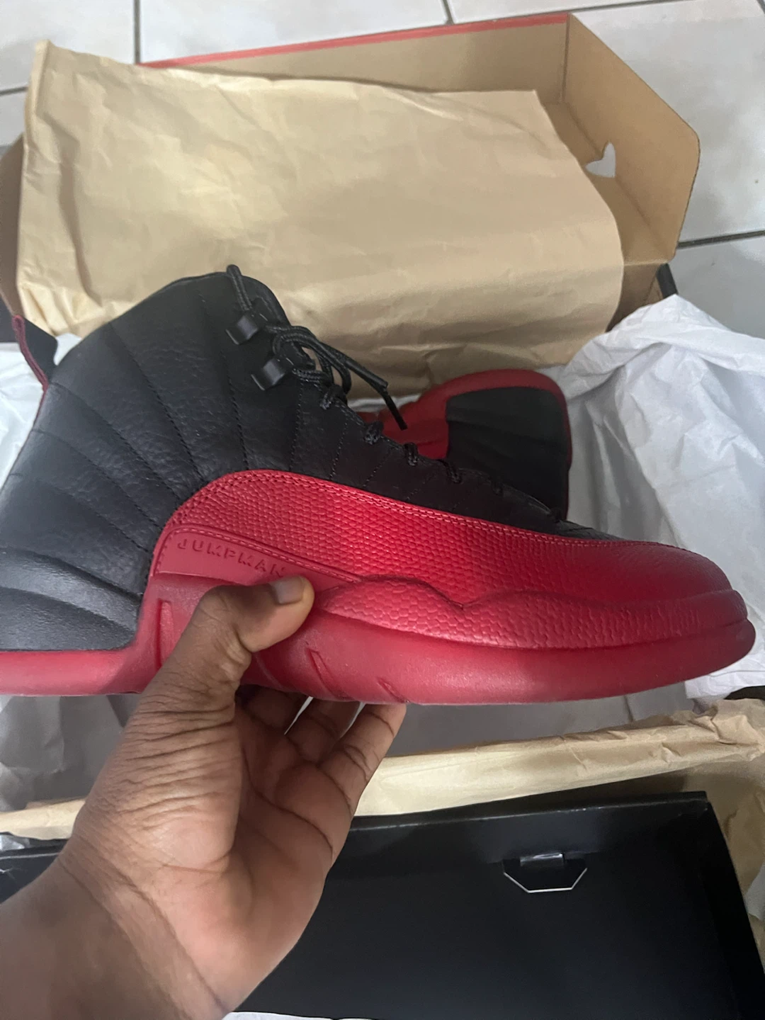 Air Jordan 12 Retro Flu Game - photo 2