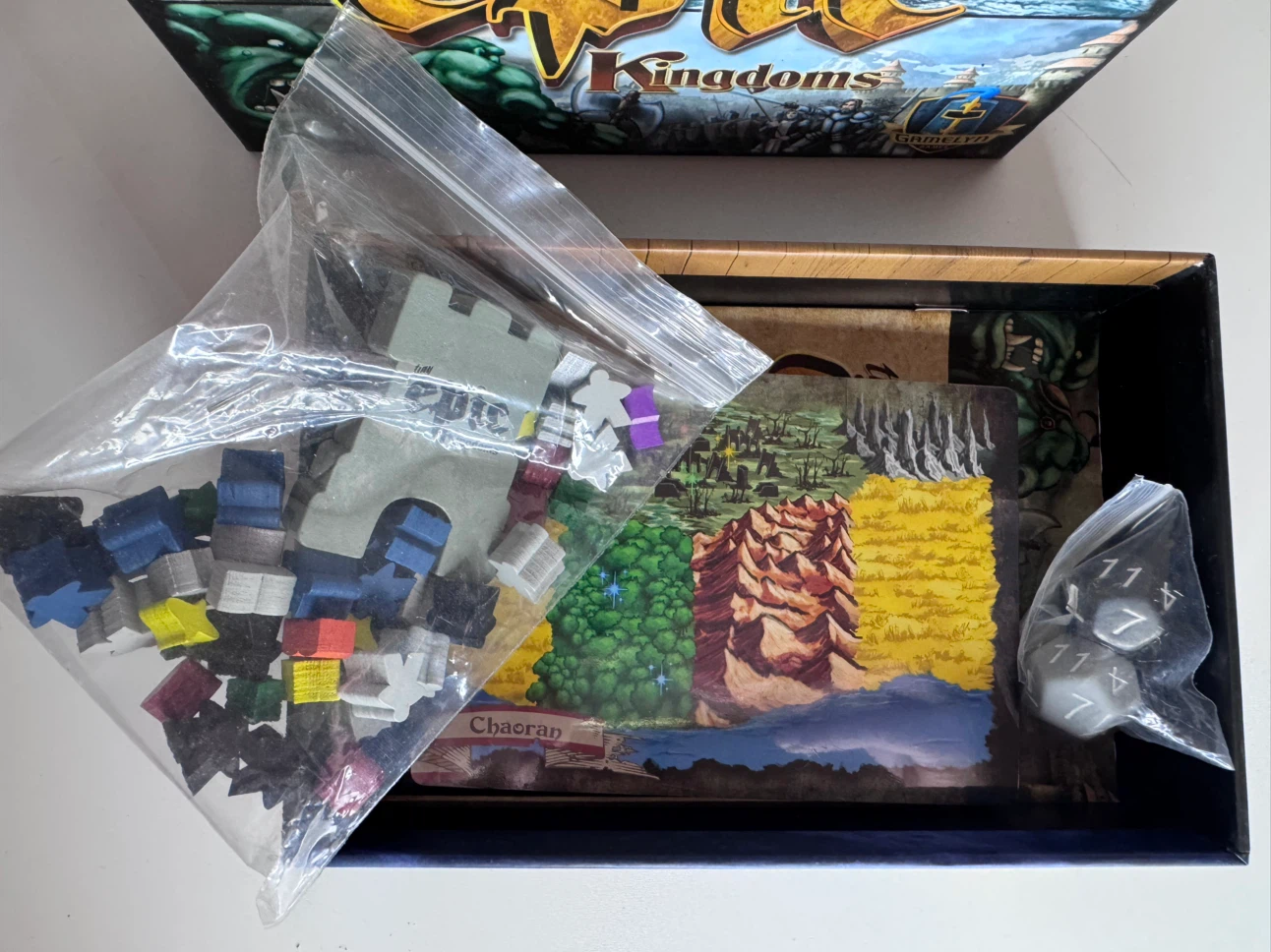 Gamelyn Games Tiny Epic Kingdoms Board Game, New - photo 3
