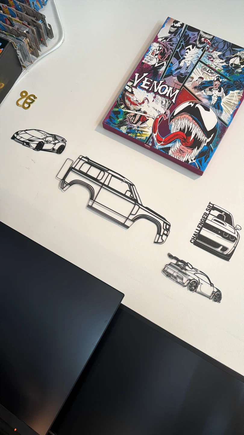 Wall art, brand-new  only three dollars for any