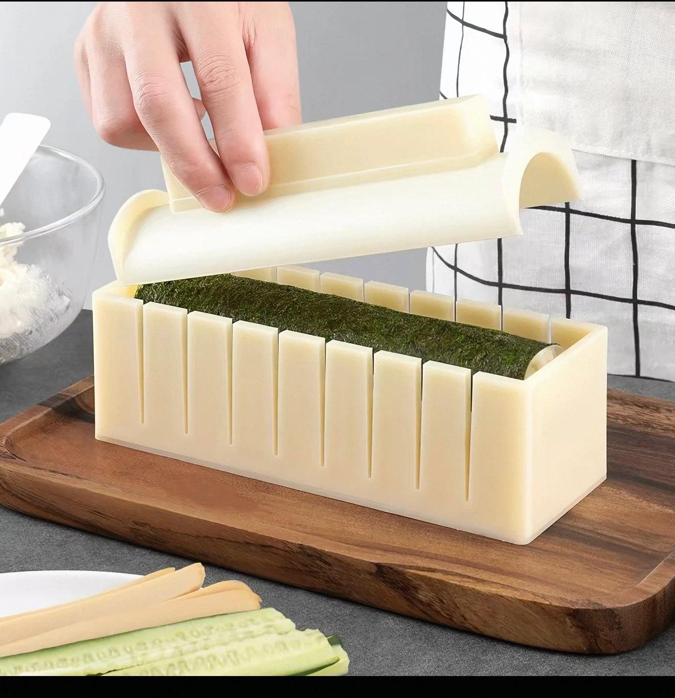 Brand New 8-Piece Food-Grade Sushi Making Mold Set - photo 3