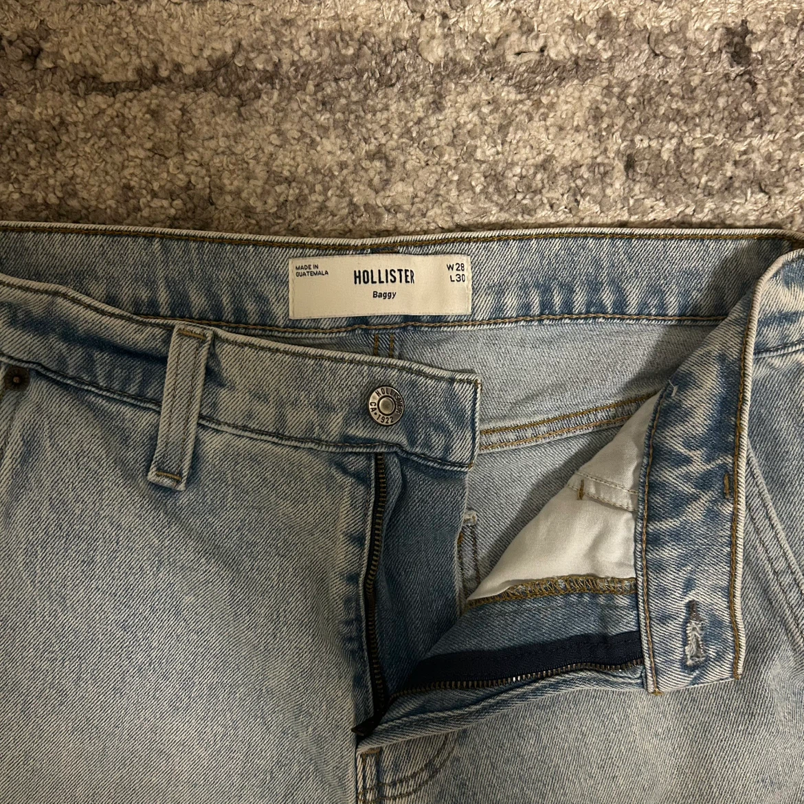 Hollister Baggy Cargo Jeans - photo 2