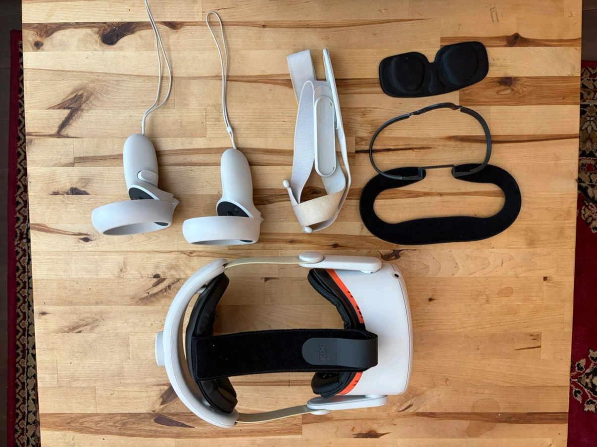Oculus Quest 2 VR Headset Bundle
