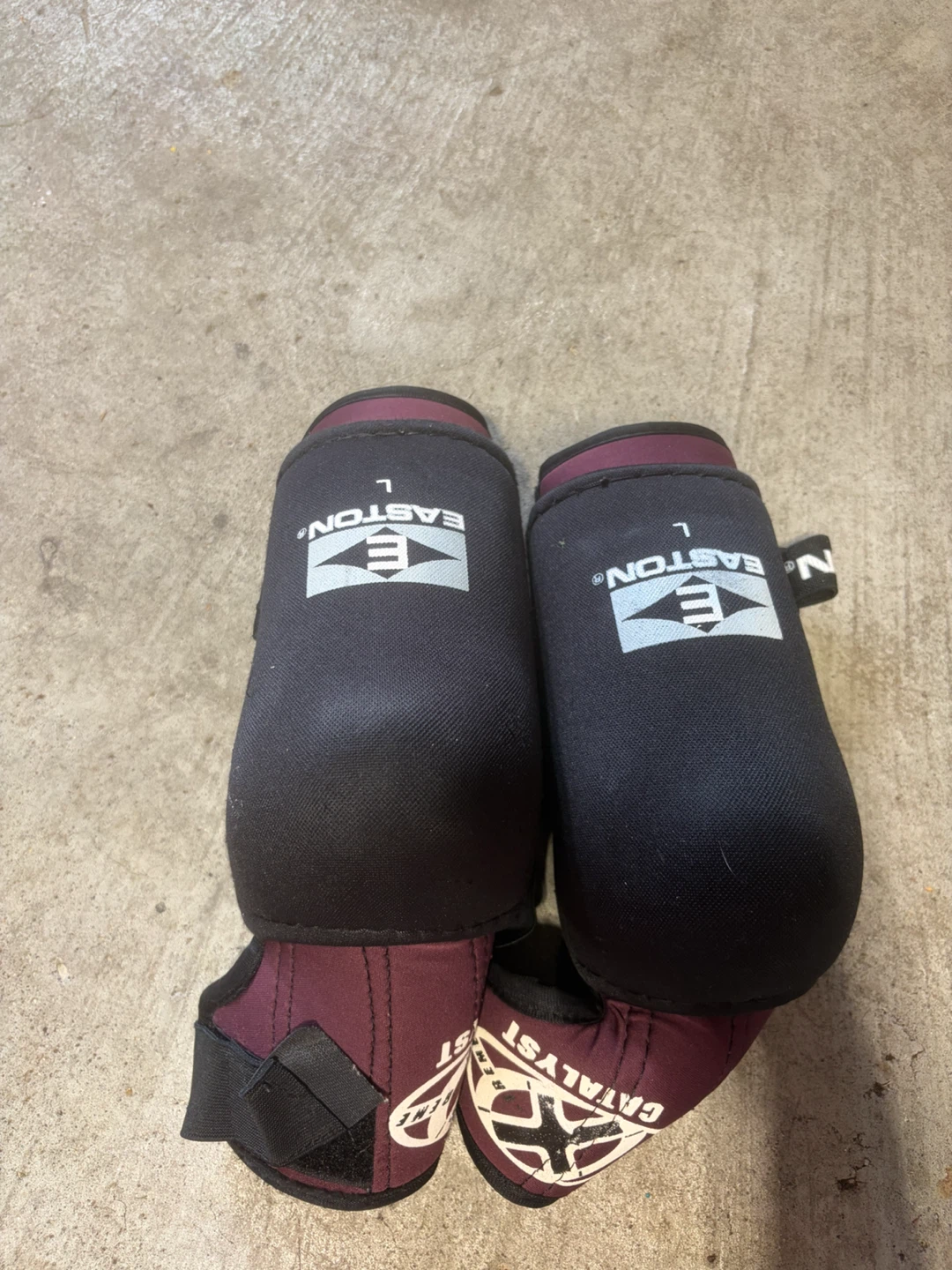 Easton Catalyst Hockey Shin Guards