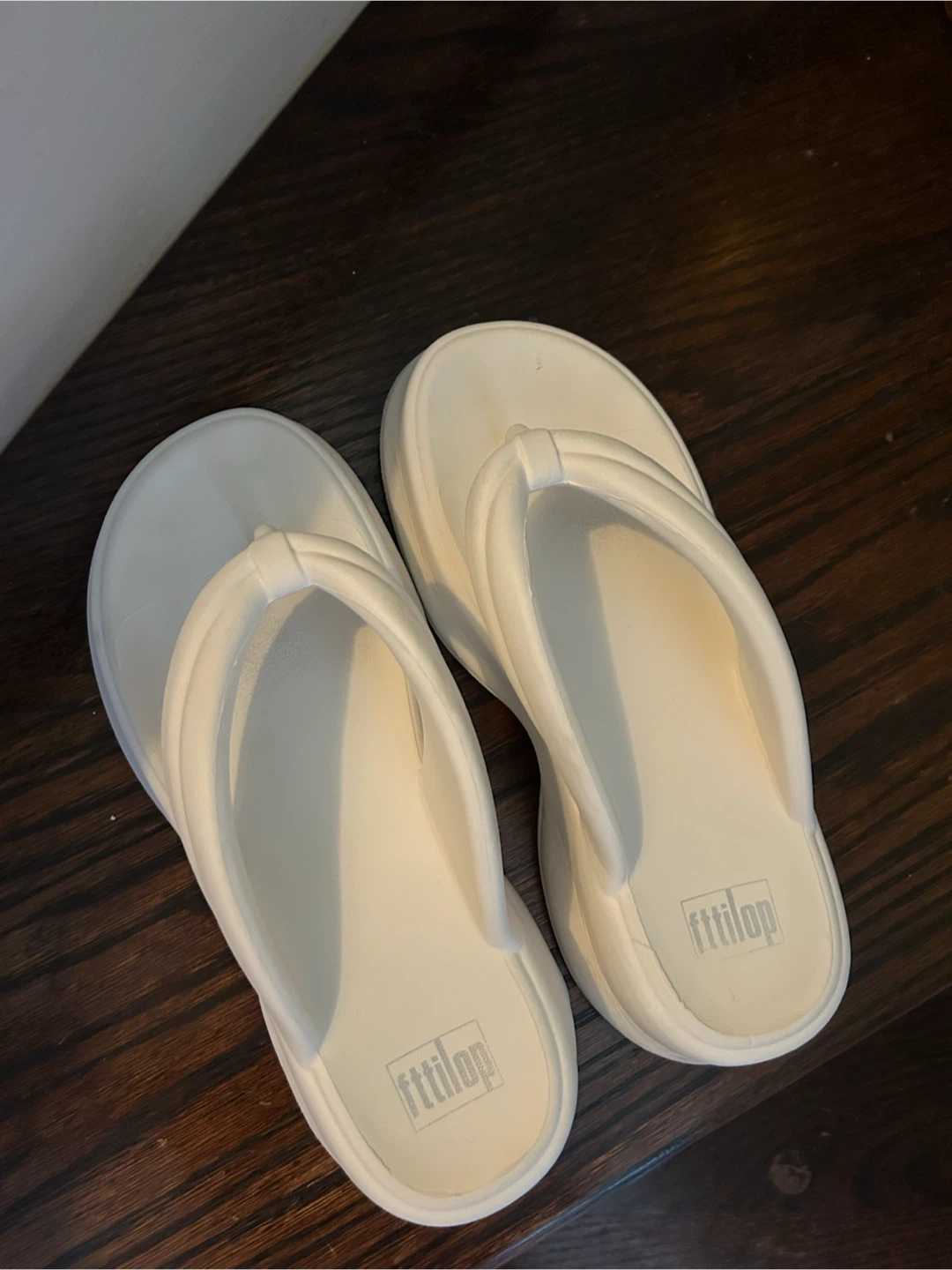 Fitflop White Thong Sandals - photo 2