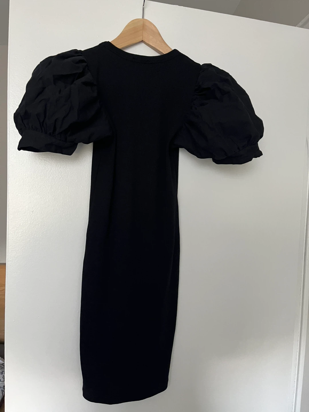 ZARA Black Puff Sleeve Ribbed Midi Dress