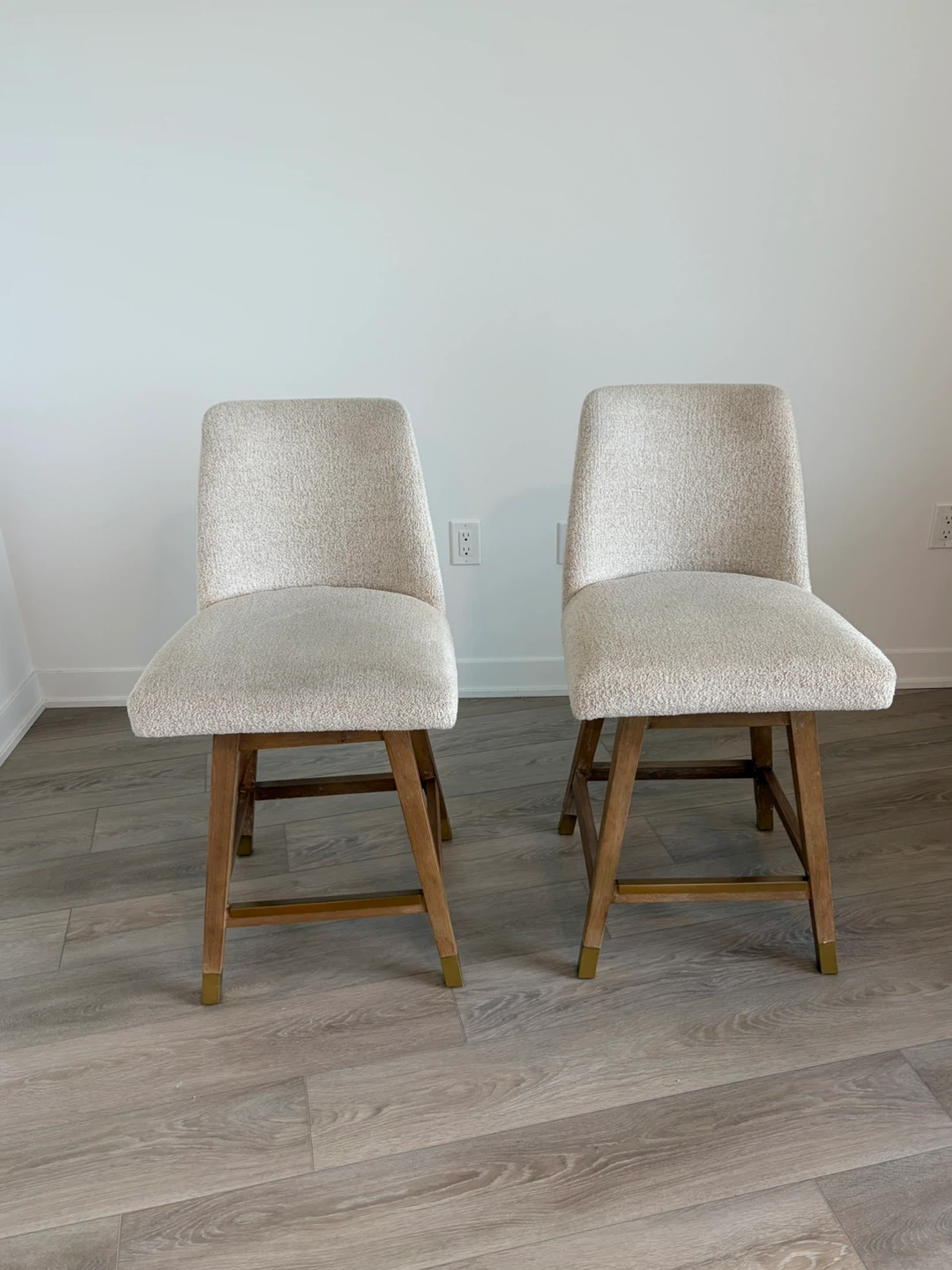 Counter height, chairs