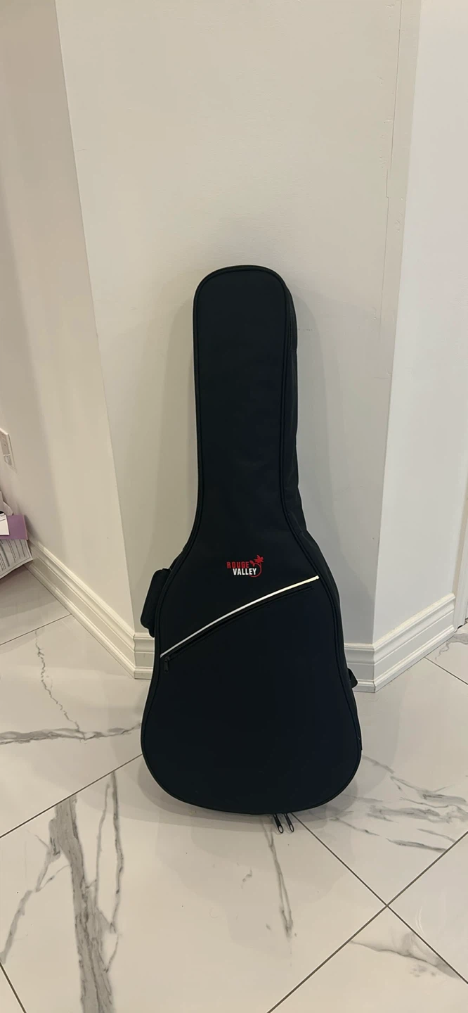 Yamaha Acoustic Guitar