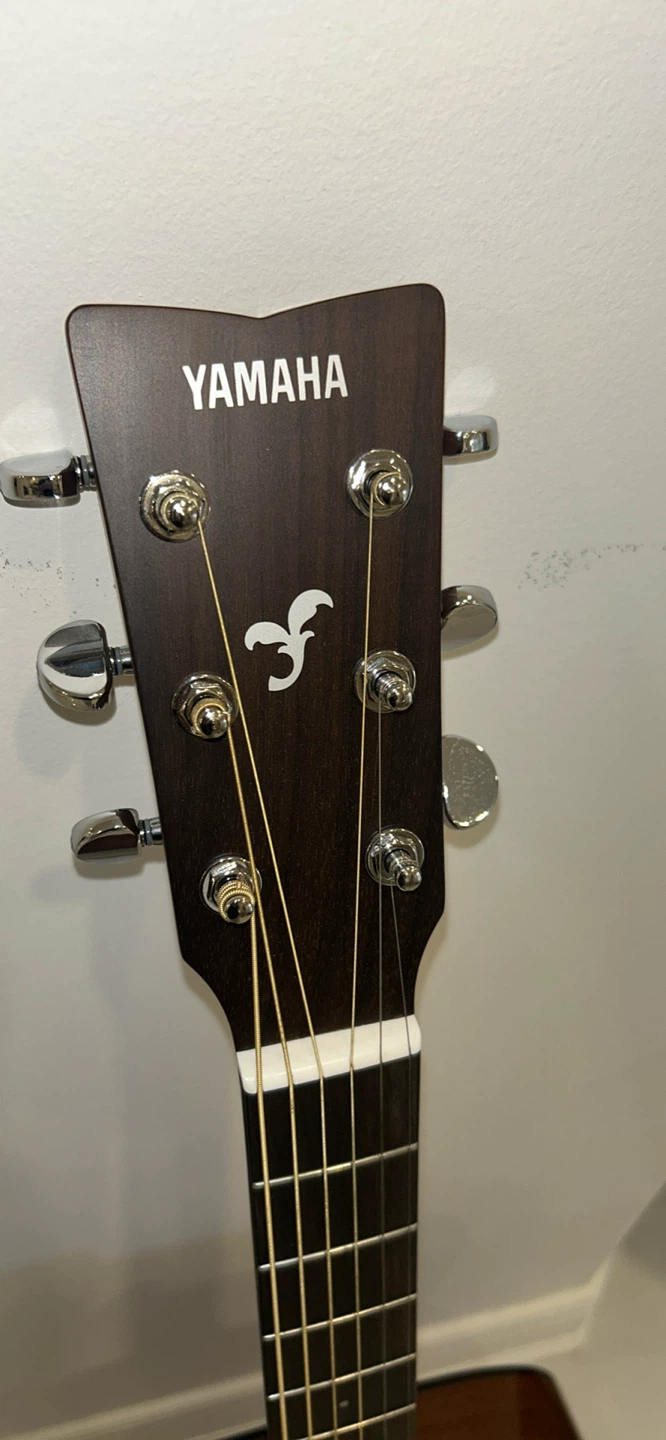 Yamaha Acoustic Guitar - photo 3