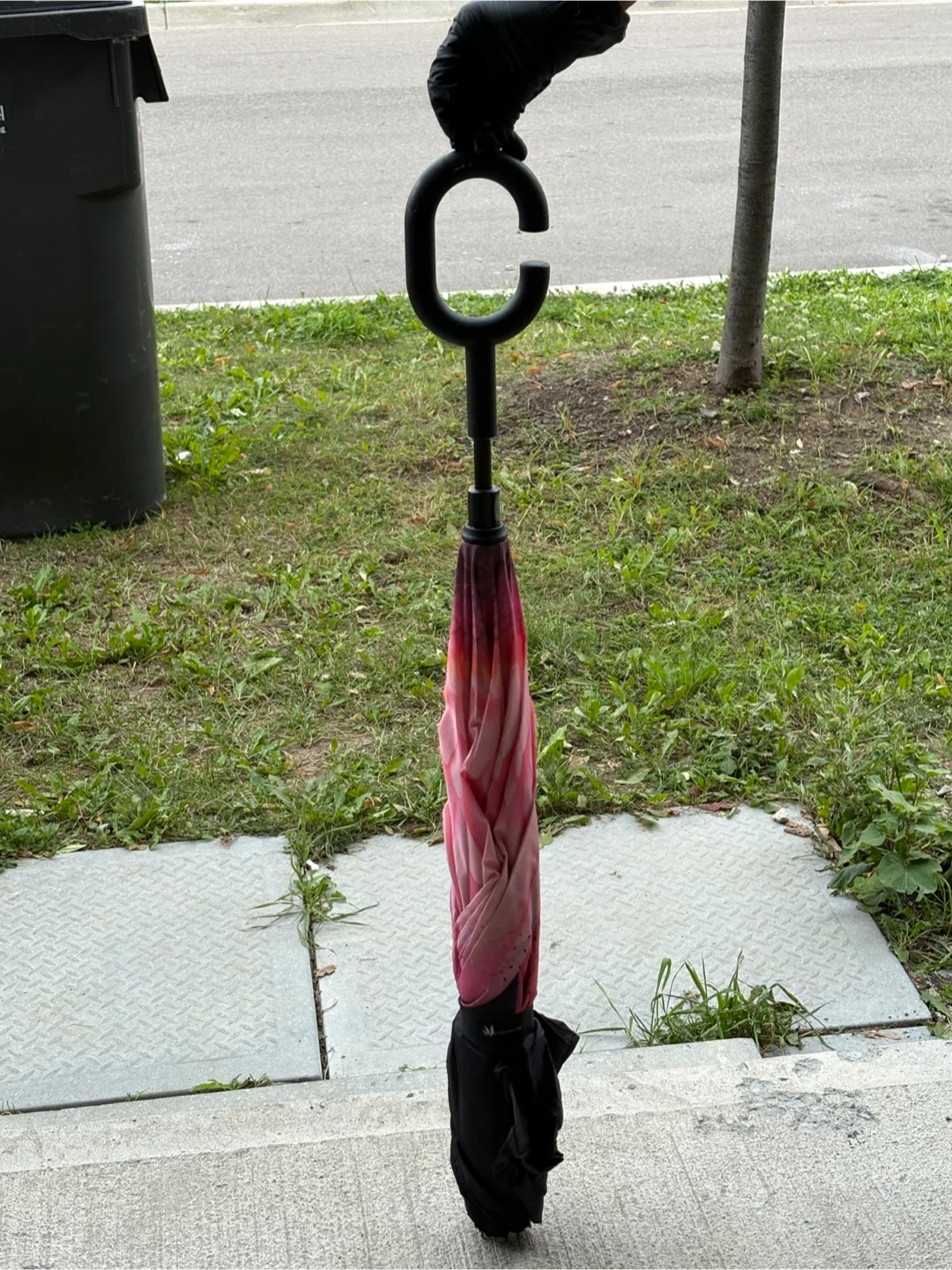 SimplyWorks Inverted Umbrella with Pink Flower Design - photo 2
