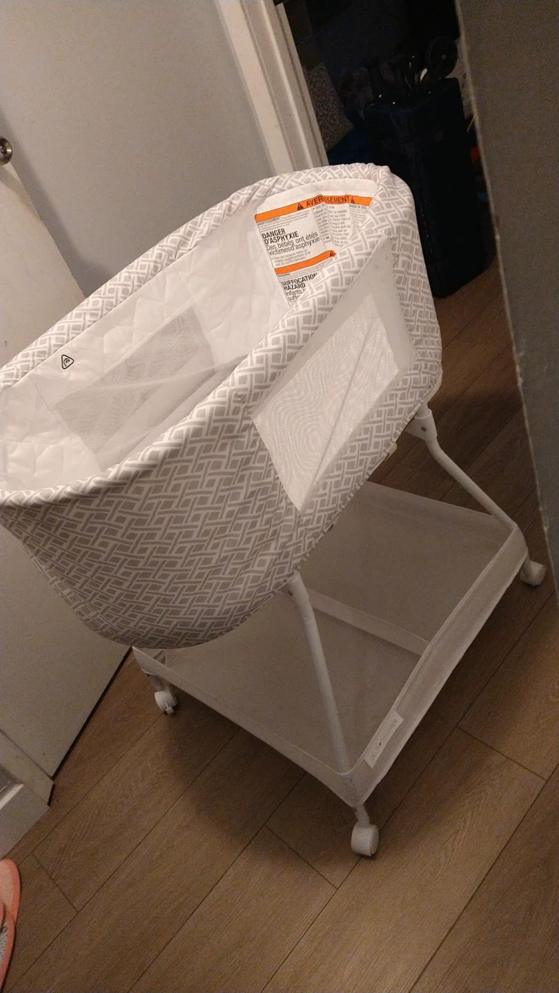 Delta children baby bassinet