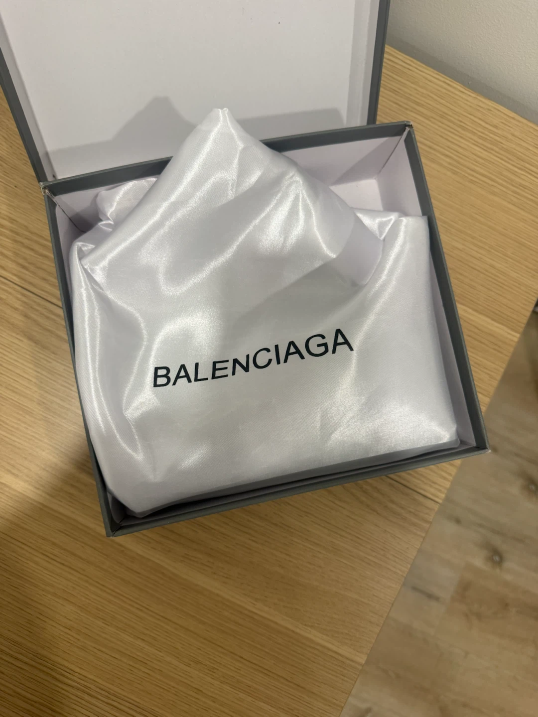 Balenciaga Hourglass Mini Top Handle Bag - photo 2