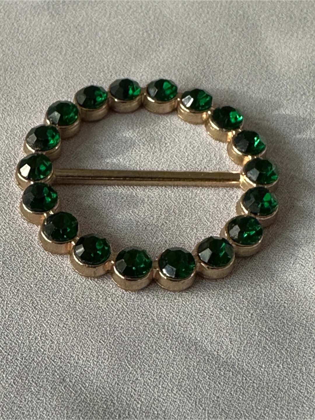 Green Stone Scarf/ Clothing Styling  Clip - New - $5