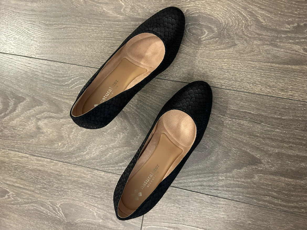 Naturalizer Black Embossed Flats - photo 2