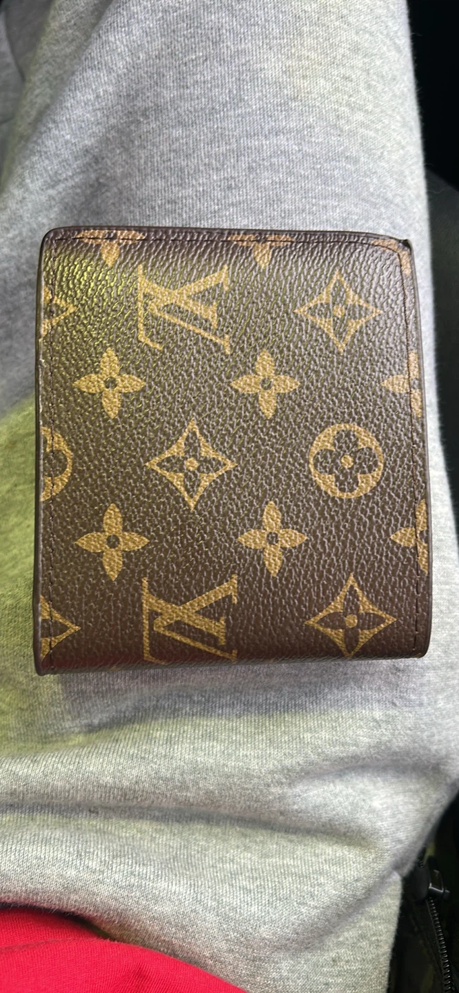 Louis Vuitton Monogram Wallet - photo 3