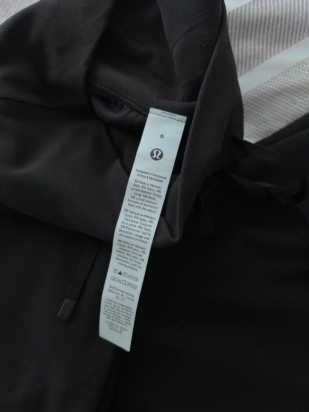 Lululemon Softstreme High-Rise Pant short length - photo 3