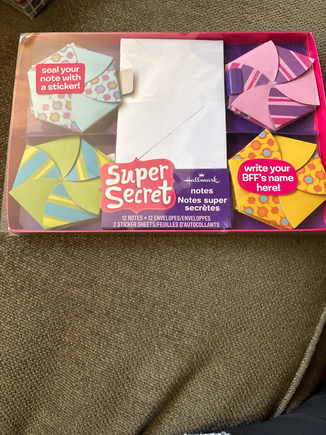 Hallmark Super Secret Notes Stationery Set