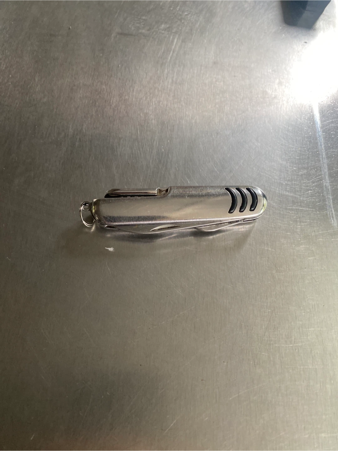 Multi-tool pocket knife
