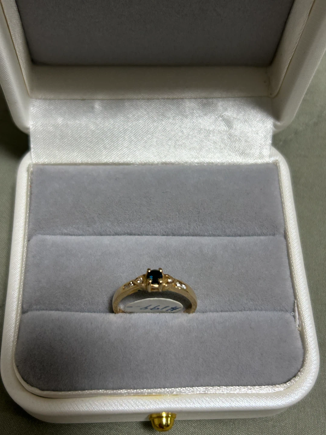 Gold Ring with Blue Sapphire