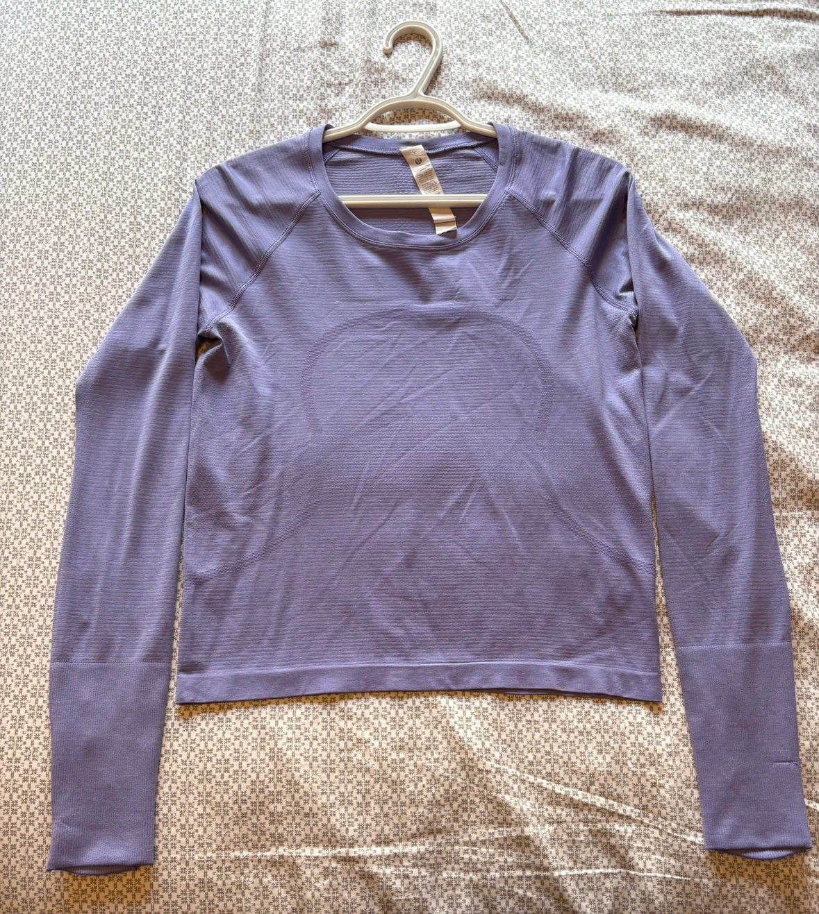 ✨✨Lululemon Long Sleeve Shirt Purple