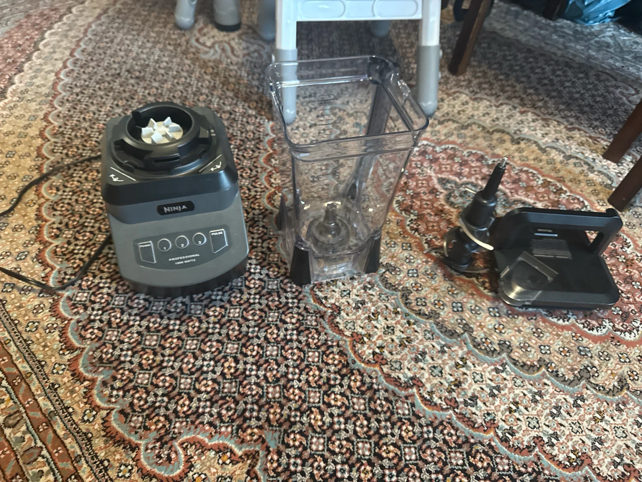 Ninja Professional 1000 Watt Blender - photo 3