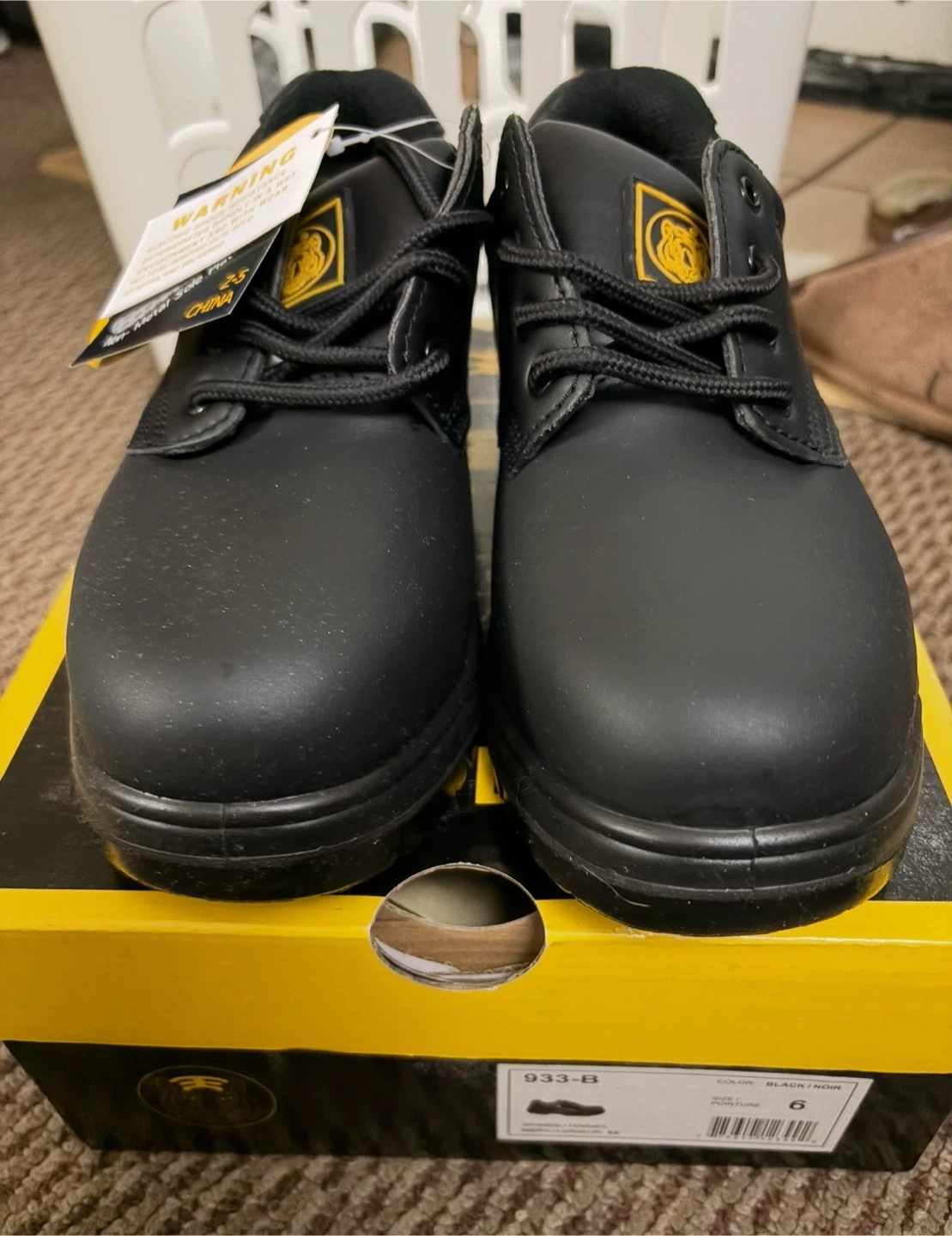 Tiger Safety Steel Toe Shoes ~ Size 6