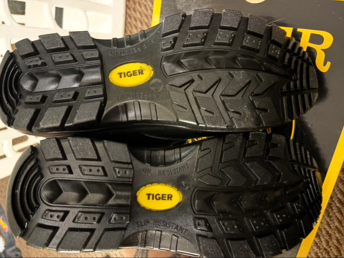 Tiger Safety Steel Toe Shoes ~ Size 6 - photo 3
