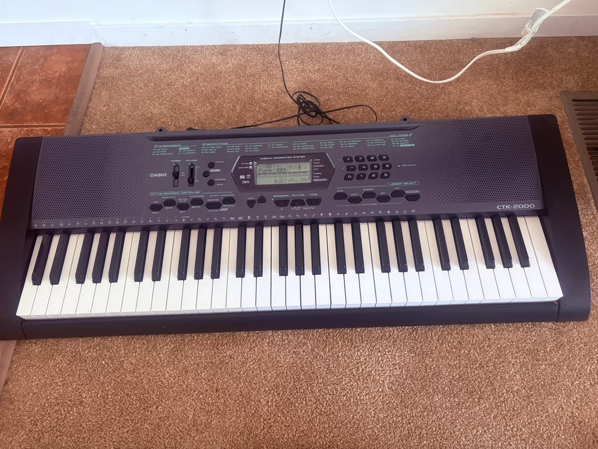 Casio CTK-2000 Keyboard - photo 2