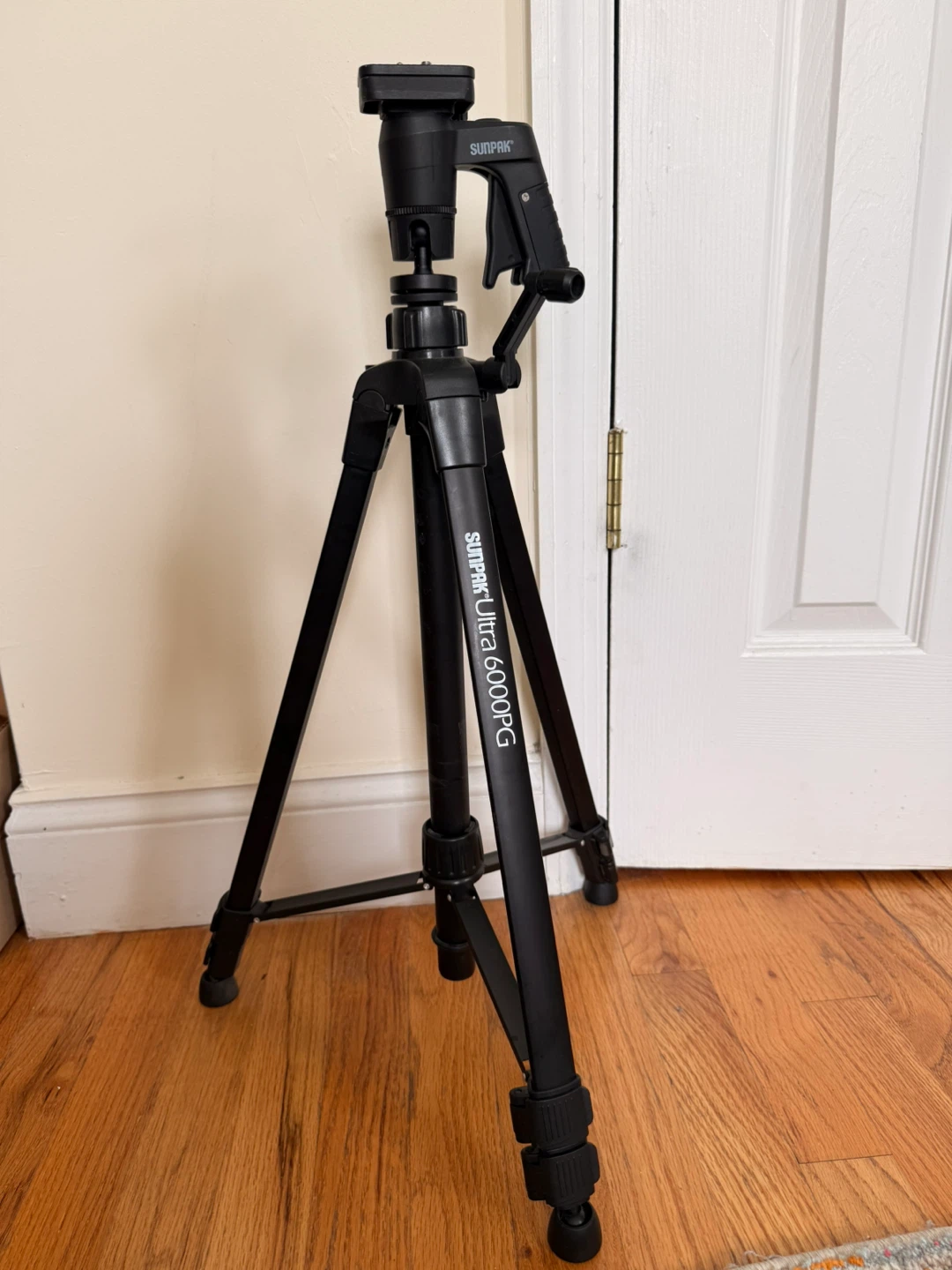 Sunpak Ultra 6000PG Tripod