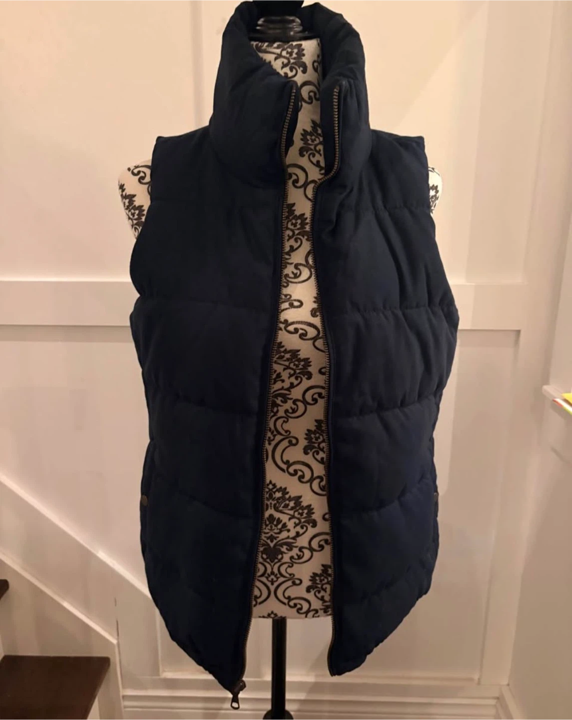 Old Navy Puffer Vest