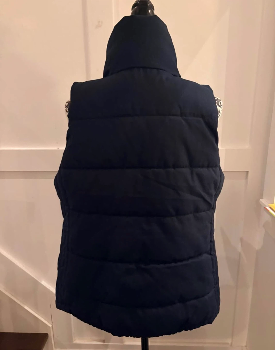 Old Navy Puffer Vest - photo 2