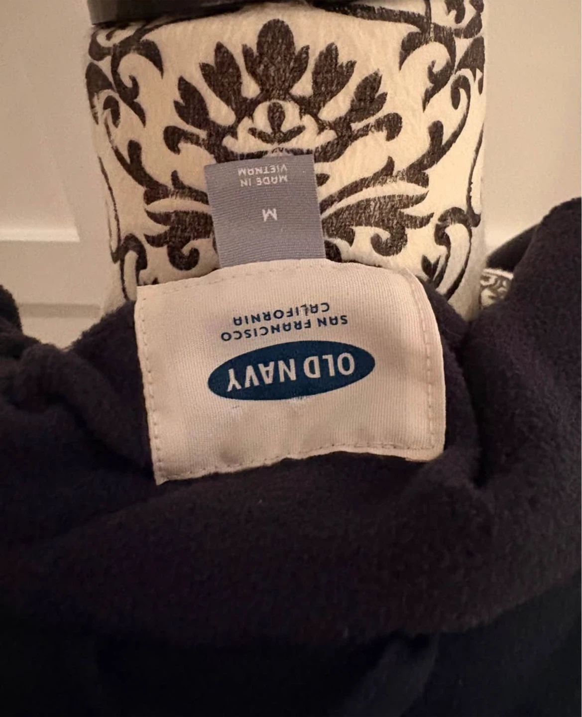Old Navy Puffer Vest - photo 3
