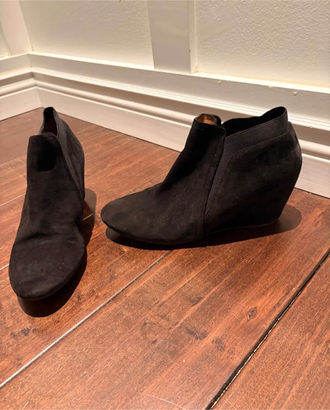 Gentle Souls black suede wedge ankle boots - photo 3