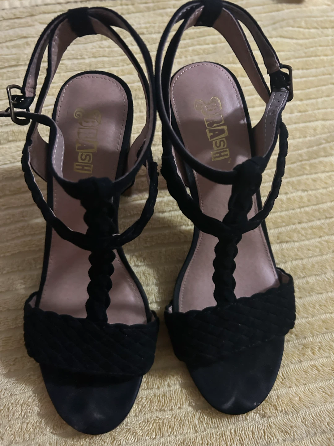 Brash black heeled sandals - photo 3
