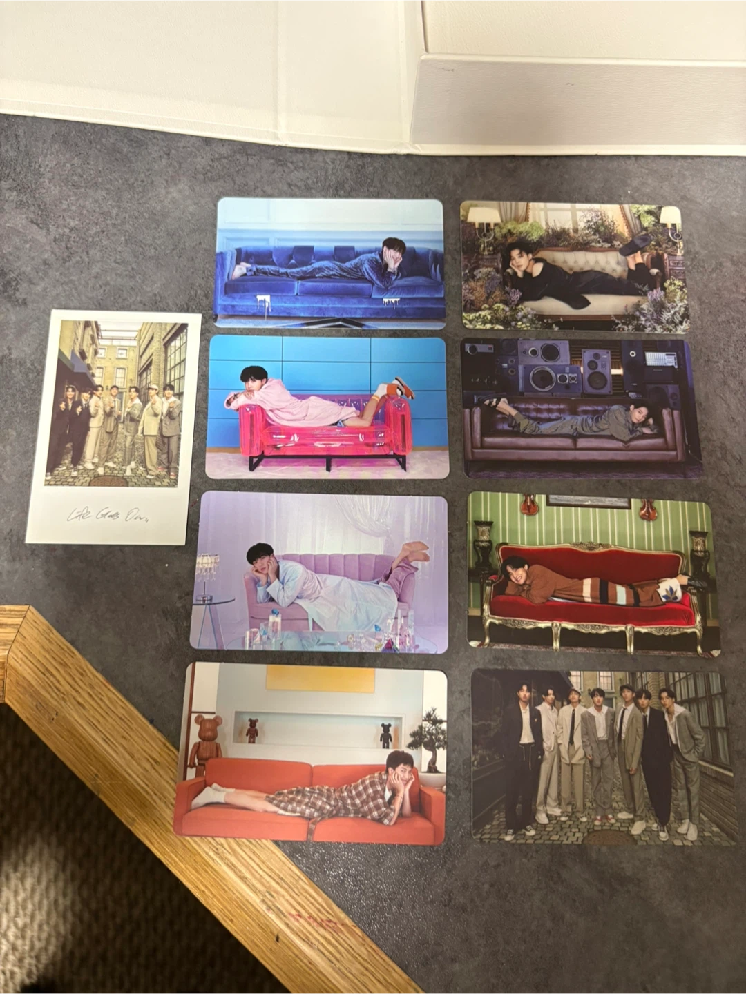 BTS BE Album CD and Photocards - photo 2