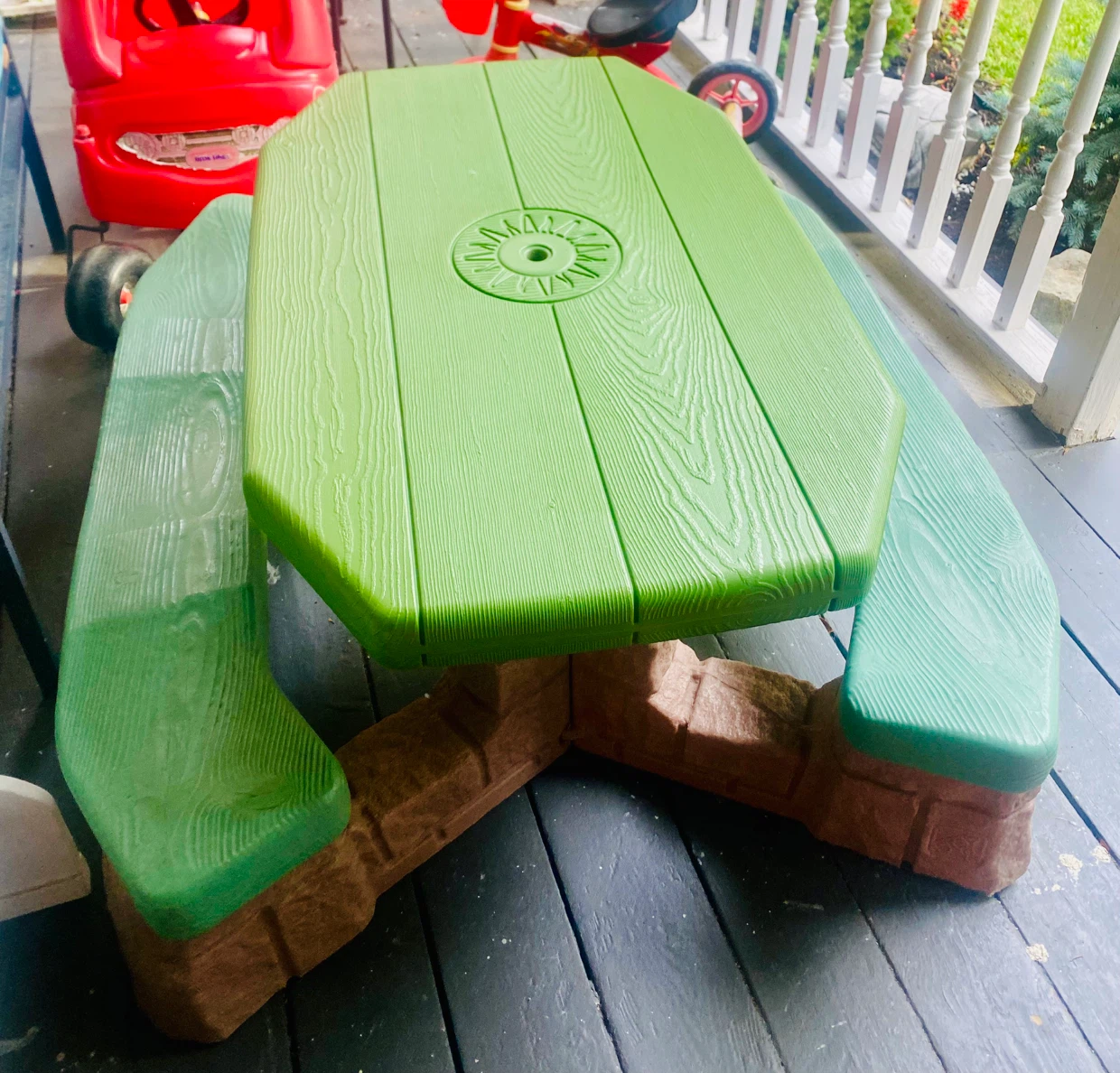 Step2 kids picnic table